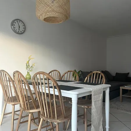 Parc Exflora With Parking, 2br Appartement *