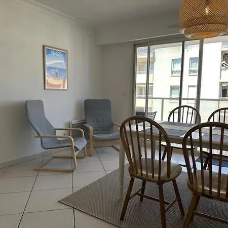 Parc Exflora With Parking, 2br Appartement Antibes
