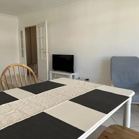 Appartement Parc Exflora With Parking, 2br Antibes