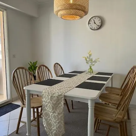 Appartement Parc Exflora With Parking, 2br Antibes