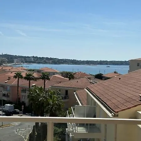 Appartement Parc Exflora With Parking, 2br *